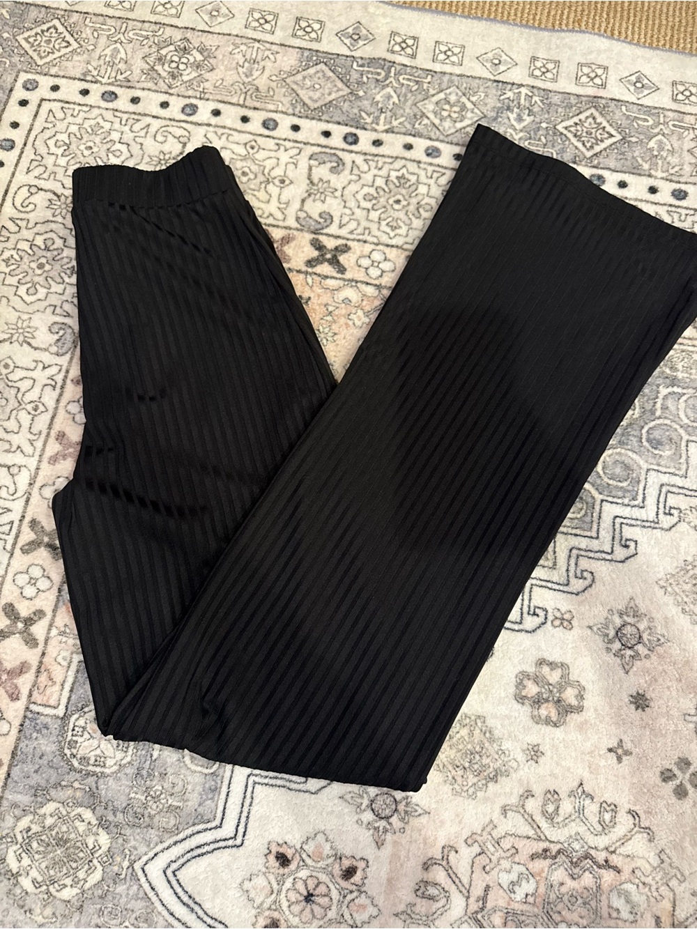 Women's Black Ribbed Wide-Leg Pants